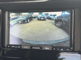 バックモニター付で駐車もラクラクです!