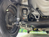 お車を安心してお乗りいただく為には、足回りの定期点検が欠かせません。サービスサポート(有償保証)では無料点検もご提供しており、安心のカーライフをお過ごしいただけるサポート体制が整っています。