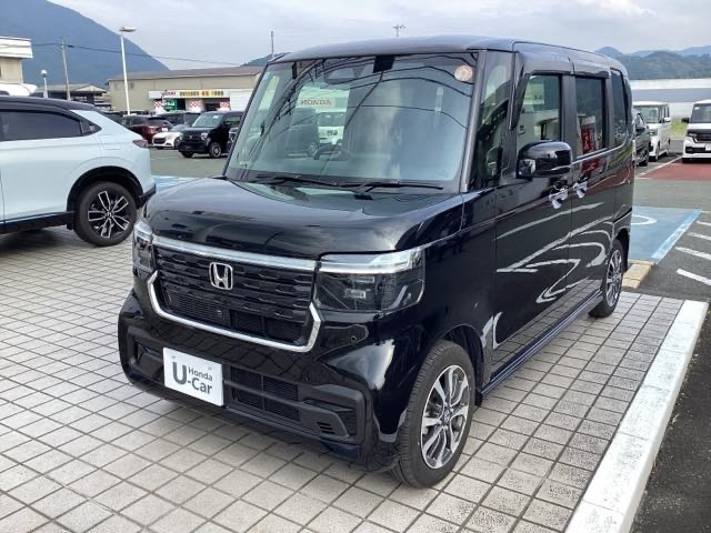 N-BOXカスタム  