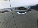 キーをポケットに入れたままでもドアのロック&アンロックができ、雨の日や、荷物の多い日に大活躍!