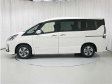 セレナ 1.2 e-POWER ハイウェイスターV 