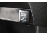 シガーソケットが付いているので、車から電源を取ることが出来ます!