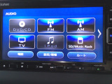 フルセグテレビを搭載。AM/FMなどがご利用できます。