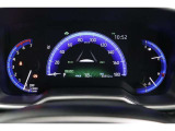 マルチインフォメーションディスプレイ付きのメーターです!エコ運転へ導く多彩な情報を表示してくれます。