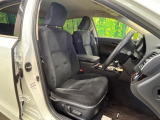 ドライバーによって運転しやすいポジションは異なり、あの車はどうなのか不安なこともありますよね。気になるお車は店頭で乗り込んでご確認いただけます♪