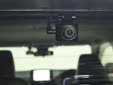 リヤ用ドライブレコーダー装備!これがあれば、相手方が危険運転をしてきた場合などでも客観的に証明でき、事故や事件の直接的な証拠の確保にも生り得ます。