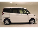 機動力を高める小回り性能。 細い路地に入る時やUターン時、車庫入れや縦列駐車時の取り回しがスムーズに行えます。