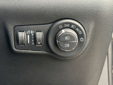 オートライトを標準装備しております。