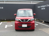 ヘッドライトの上向き下向きを自動で切り替えてくれます。対向車や前方の車にも迷惑をかけにくくなります。