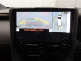 バックモニターを装備しています。車庫入れ時等に車両後方が確認出来るのでとても便利です。