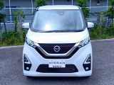 この掲載車の販売納車は日産神奈川Carスクエア湘南台が窓口となります。日本全国登録&rarr;当店受渡し納車 or お客さまご自宅での納車(◎弊社指定陸送会社による陸送※一部離島不可)、いずれも承っております、