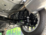 お車を安心してお乗りいただく為には、足回りの定期点検が欠かせません。サービスサポート(有償保証)では無料点検もご提供しており、安心のカーライフをお過ごしいただけるサポート体制が整っています。