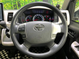 【純正革巻きステアリング】上質な革を使用することで、手にしっかり馴染みとても運転しやすいハンドルです♪