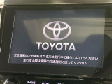 【メーカー純正ナビ】インテリアに溶け込むスタイリッシュな「専用設計」メーカーナビを装備♪視認性や操作性など基本性能にも優れ、より上質なカーライフをお楽しみいただけます。