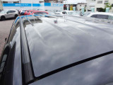 引き締まった印象のブルーイッシュブラック。初回購入車・通勤車としても選びやすい印象です。