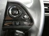 ステアリングスイッチで車両情報を切り替えて必要な必要な情報を確認したりできます。