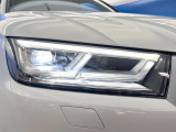 ●LEDハイビームが多数独立で存在し、ハイビーム時に対向車や前方を走る車の部分をロービームに切り替えが可能!!シーケンシャルウインカーも装備!!