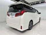 沢山乗れるのがこの車の魅力!2台で移動しないと・・・なんて時もこの車なら1台で!大活躍です♪