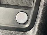 ●Start/Stop●ブレーキを踏みボタンを長押しするだけで、キーの抜き差しなく簡単にエンジンをかける事が出来ます。