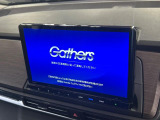 【メーカー純正11型ナビ】インテリアに溶け込むスタイリッシュな「専用設計」メーカーナビを装備♪視認性や操作性など基本性能にも優れ、より上質なカーライフをお楽しみいただけます。