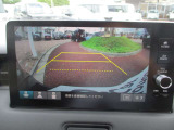 バックカメラ付きで運転が苦手な方も車庫入れが安心です!狭いところでの駐停車もお車を傷つけず安心です!
