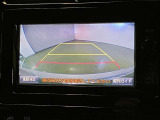 バックギアに入れて頂きますと、この様に後方が映し出されます!最終の確認はご自分の目と耳で必ず行ってください!安全第一で♪