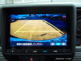 画質もキレイなバックカメラ、車庫入れが苦手な方も運転が好きになるはず。