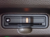 ■【ETC車載器】が装備されています。セットアップをしてお渡しとなり、ETCカードを差し込むだけで高速道路の利用が可能です。