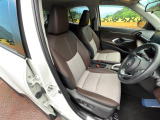 運転席シート廻りは使用感も少なく、良好な状態となっています。丁寧に使われていたことがよくわかりますね。