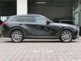 横からのシルエットもCX-60の見どころです。