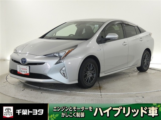 プリウス 1.8 S セーフティ プラス 