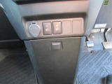 運転席、助手席ともにシートヒーターついてます!