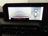 バックモニターを装備しています。車庫入れ時等に車両後方が確認出来るのでとても便利です。