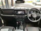 ゆったりとお車のご商談が出来るように商談ブース完備!キッズコーナーもあります。