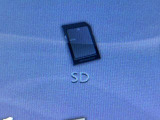 音楽SDカード入ります。
