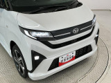 ヘッドライトには目立つくすみも無くクリアに仕上がっております。ポリッシャーでのみがきの工程を取り、ツヤのあるキレイな状態へ。