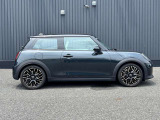 MINI正規ディーラーならではの品質の高い認定中古車を常時20台以上展示しております。