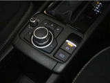 電子パーキングブレーキ搭載!!また、信号待ちなどの際にブレーキを記憶してくれるオートホールド機能も搭載!!