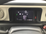 低速時にはメーター内にフロントタイヤの向きが表示されます。
