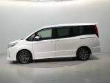 当店はお客様駐車場ももちろん完備しております。いつでもお気軽にご来店ください。