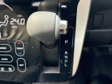 【 シフト 】スムーズなシフトチェンジで快適にお車を操縦していただけます!//