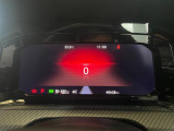 見やすい大型10.25インチ液晶メータを採用。好みに応じてカスタマイズが可能です。
