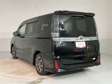 全車種、走行距離無制限の1年間無料保証付き!全国5000ヶ所に及ぶトヨタサービス店舗の安心ネットワーク!※3年先まで延長可能なロングラン保証&alpha;もご用意してます(有料)。