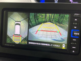 【パノラマモニター】専用のカメラにより、上から見下ろしたような視点で360度クルマの周囲を確認することができます☆死角部分も確認しやすく、狭い場所での切り返しや駐車もスムーズに行えます。