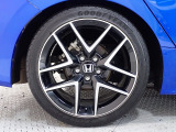 アルミホイールは安心のホンダ純正!車のデザインにもマッチしています。