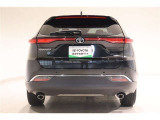 明るく視認性の良いLED式テール&ハイマウントストップランプ採用で、後続車に対して自車の存在をアピールすることて安全性を高めます!