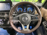【ステアリングスイッチ】運転中、前方から目線をそらすことなく、オーディオ等の操作が可能な便利機能!安心&快適なドライブを演出してくれます♪