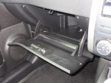 豊富な収納で、いつもすっきりとした車内、ほしい場所にちょうど良い収納を備えました。