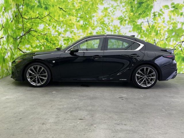 レクサス IS 300h Fスポーツ の中古車詳細 (108,240km, グラファイト