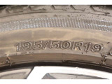 195/50R19    車両装着タイヤサイズです。 タイヤのご相談もトヨタモビリティ石川にお任せください